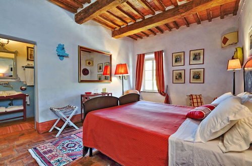 Photo 3 - Luxury Privacy in the Heart of Tuscany