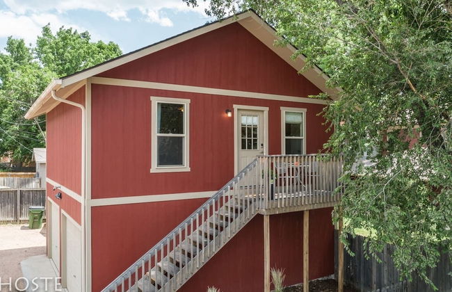 Romantic Getaway King Bed 1min to Restaurants! - Foto 30