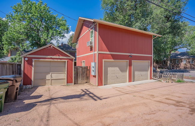 Romantic Getaway King Bed 1min to Restaurants! - Foto 27