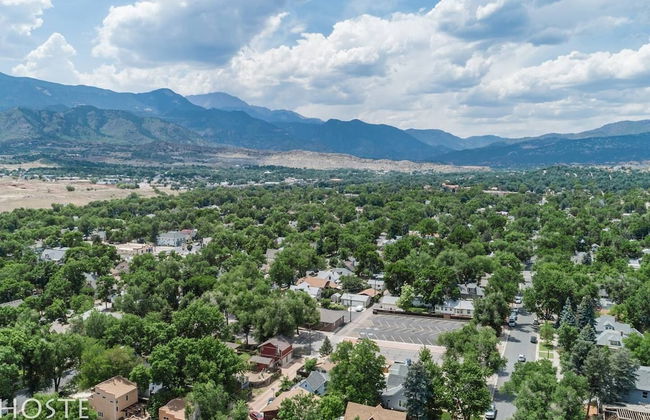 Romantic Getaway King Bed 1min to Restaurants! - Foto 38