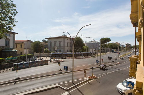 Photo 38 - Rental In Rome Rosselli Palace Apartment 2