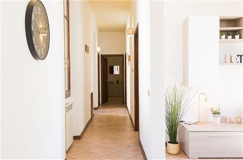 Photo 37 - Rental In Rome Rosselli Palace Apartment 2