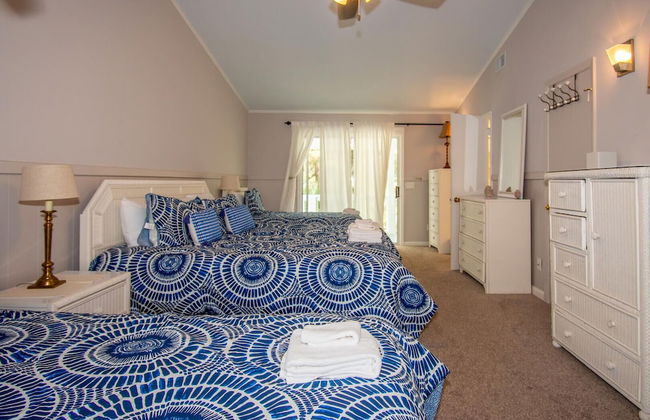 5bd, 3Ba Home Sleeps 14 Comfortably, Close to the Beach and Club Amenities - Foto 6