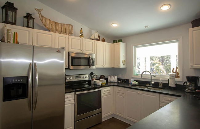 5bd, 3Ba Home Sleeps 14 Comfortably, Close to the Beach and Club Amenities - Foto 9