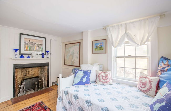 Brackett Cottage - Photo 27