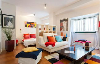 Foto 1 - ALTIDO Color-block studio w/workspace &free parking at the heart of Santa Catarina