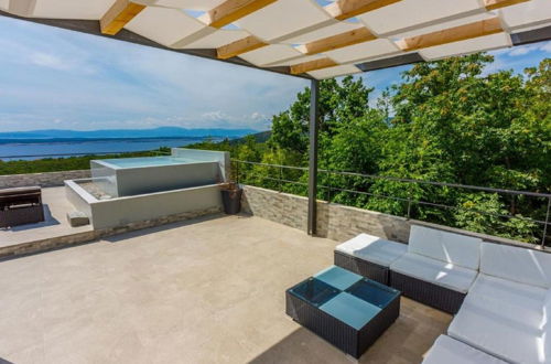 Photo 12 - Modern Holiday Home at Crikvenica With Sea View