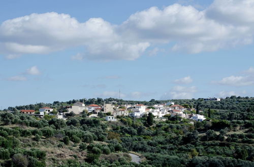 Photo 27 - Peaceful Holiday Home in Agia Triada With Swimming Pool