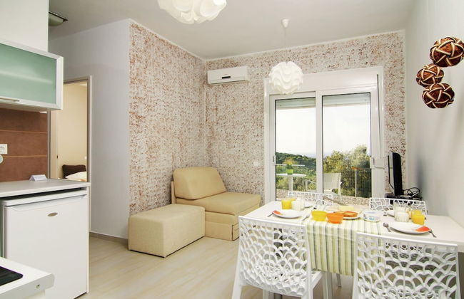Peaceful Holiday Home in Agia Triada With Swimming Pool - Foto 15