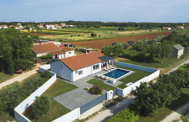 House in Valbandon Near Brijuni National Park - Foto 17