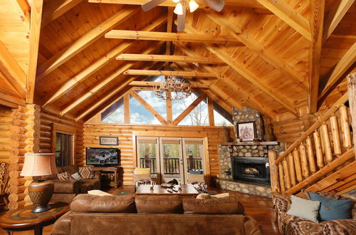 Photo 24 - Black Bear Hideaway - Five Bedroom Cabin