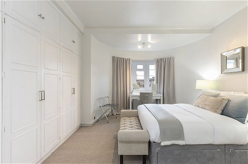 Foto 3 - Imperial Suite in Swiss Cottage