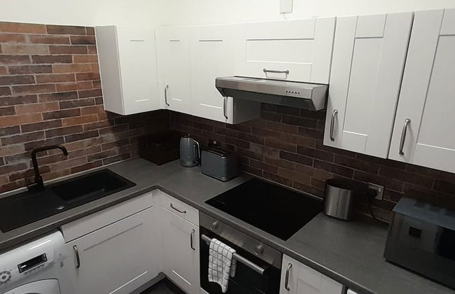 Crown Central Apartments - Foto 40