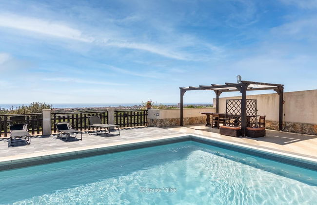 Villa Zora in Avola With 4 Bedrooms and 3 Bathrooms - Photo 24