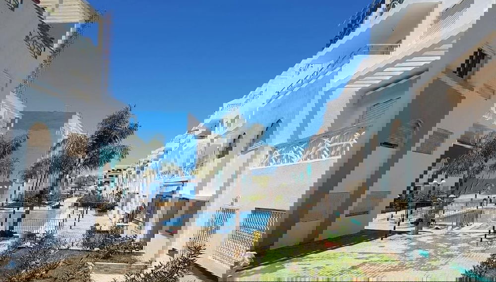 Primary image
