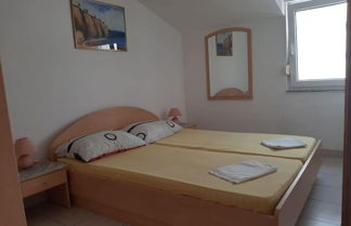 Foto 1 - Comfy Holiday Home in Okrug Gornji near Trogir Center