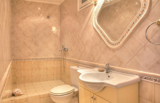 Villa Sparta - Photo 19