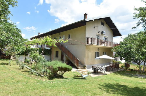 Photo 17 - Modern Apartment in Knin With Garden