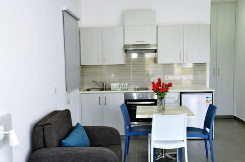 Photo 5 - Kaos Hotel Apartments