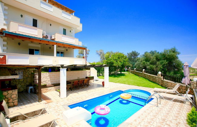 Kiriana Villa by LeaderStay - Foto 1