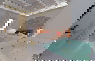 Foto 2 - Zefi Hotel & Suites