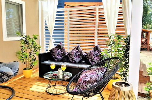 Photo 10 - Immaculate 2-bed Home 5 Mins Walk to the Beach