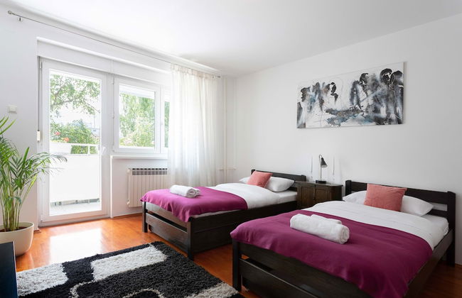 Bright 2bdr Apartment With a Balcony - Foto 4