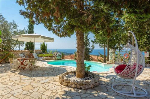 Photo 1 - Villa Gallini Large Private Pool Walk to Beach Sea Views A C Wifi - 979