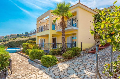 Photo 18 - Skala Villa Yellow Large Private Pool Walk to Beach Sea Views A C Wifi - 2826