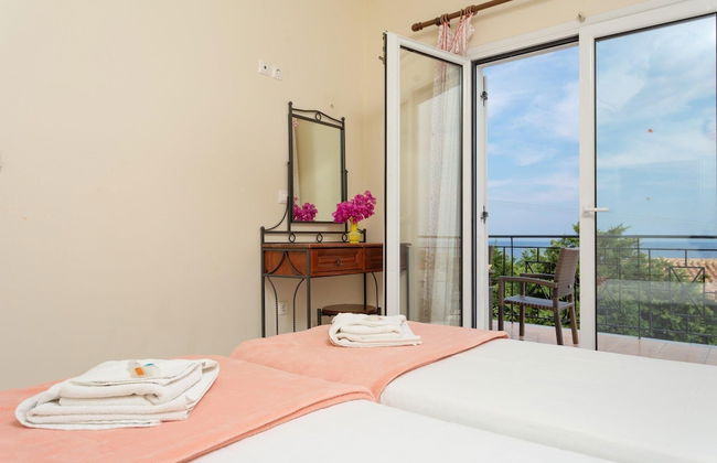 Skala Villa Yellow Large Private Pool Walk to Beach Sea Views A C Wifi - 2826 - Foto 9