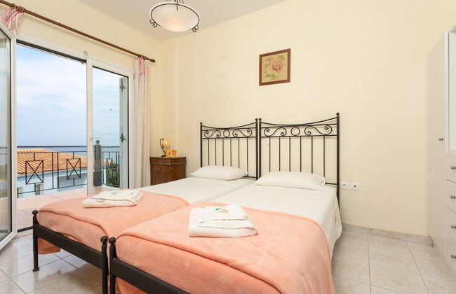 Skala Villa Yellow Large Private Pool Walk to Beach Sea Views A C Wifi - 2826 - Foto 3