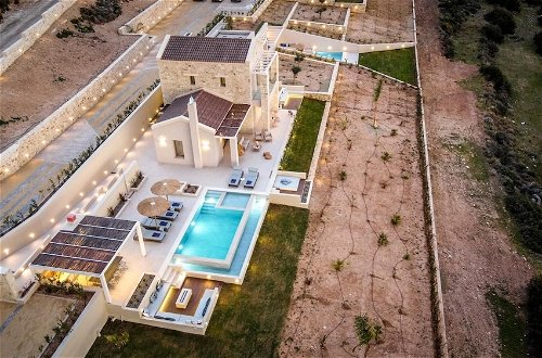 Foto 12 - Villa Cielo I Free Heated Pool Stunning Seaview