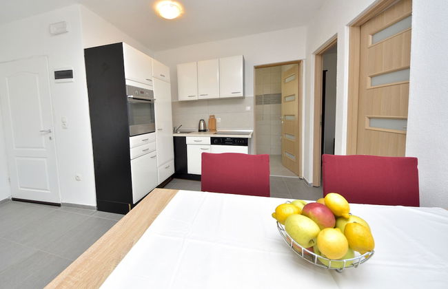 Apartmani Robi i Kristina - Foto 44