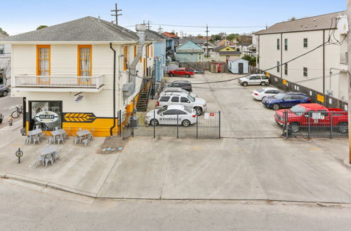 Photo 42 - Freret Apartments near Street Car & Tulane