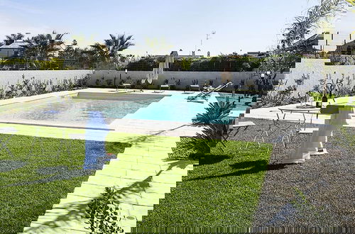 Photo 21 - Luxury Villa in Marsala With Pool and Private Garden and Near the Sea