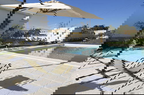 Photo 24 - Luxury Villa in Marsala With Pool and Private Garden and Near the Sea