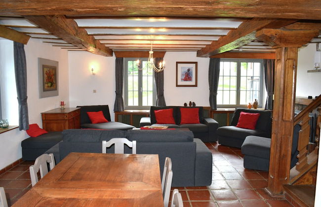Vintage Farmhouse With Garden, Roofed Terrace - Foto 9