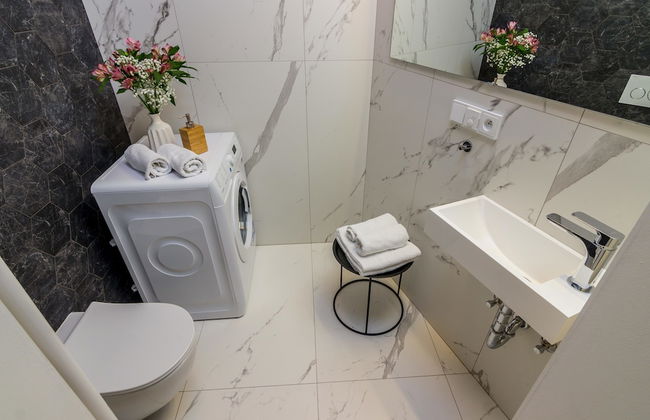 PRG Trendy Central APT by Michal&Friends - Photo 12
