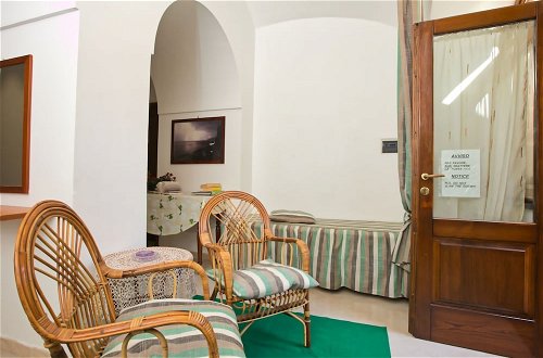 Photo 9 - Lavish Mansion in Sorrento With Garden