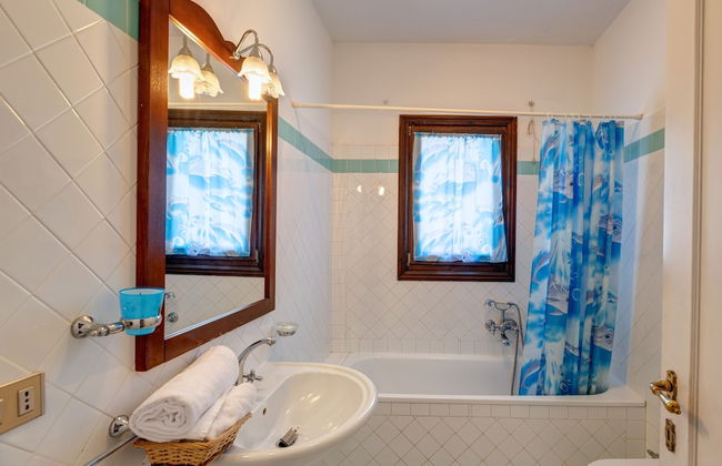 Sea Villas - Photo 58