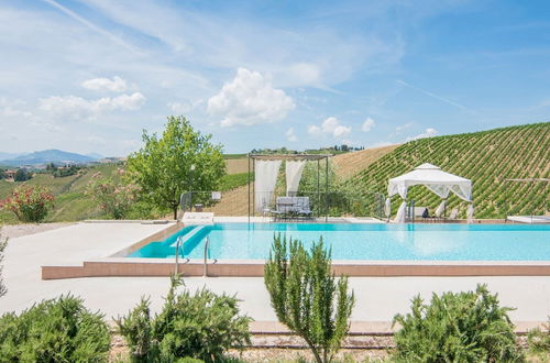 Photo 18 - Scenic Apartment in Ascoli Piceno with Hot Tub