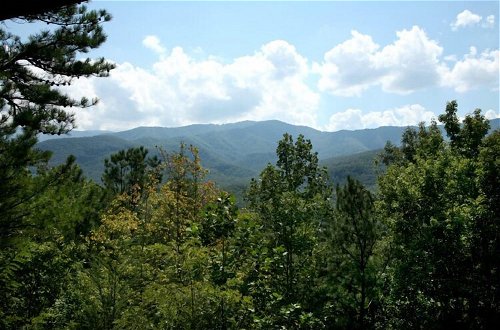 Foto 16 - Majestic View by Jackson Mountain Rentals