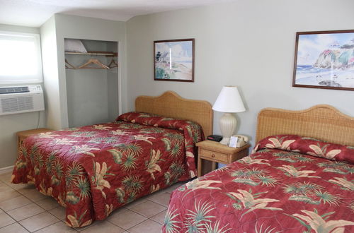 Photo 6 - Shoreline Suites & Cabana Cottages