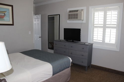 Photo 5 - Shoreline Suites & Cabana Cottages