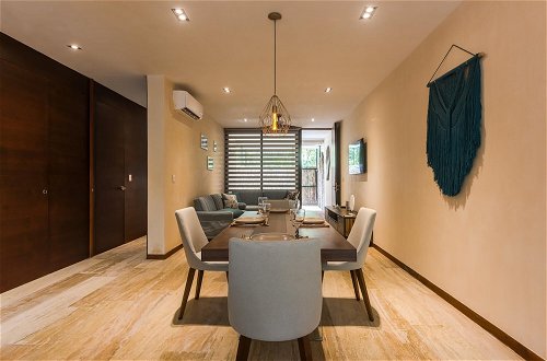 Photo 18 - Modern 2BR Apartment With Private Pool Amazing Amenities Near The Beach