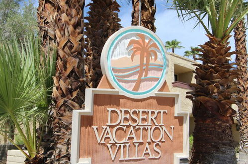 Photo 16 - Desert Vacation Villas by VRI Americas