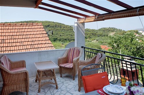 Foto 30 - Charming Apartment in Okrug Donji Near Sea