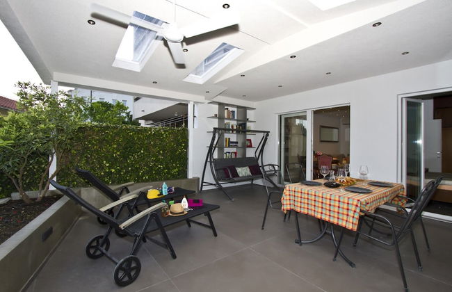 Luxury apt With Roofed Patio Near Beach & Center - Photo 22
