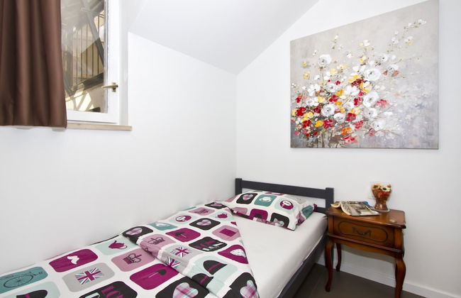 Luxury apt With Roofed Patio Near Beach & Center - Photo 7
