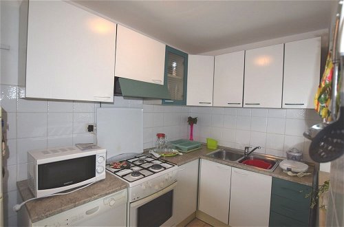 Photo 10 - Comfortable Holiday Home Only 500m to the sea With Outdoor Kitchen, Wifi and Airco